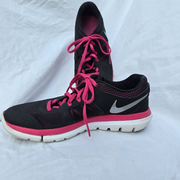 Nike Flex 2014 Run Women's Athletics Trainer Shoes Size 7 Black with Pink Lacees - Picture 6 of 11